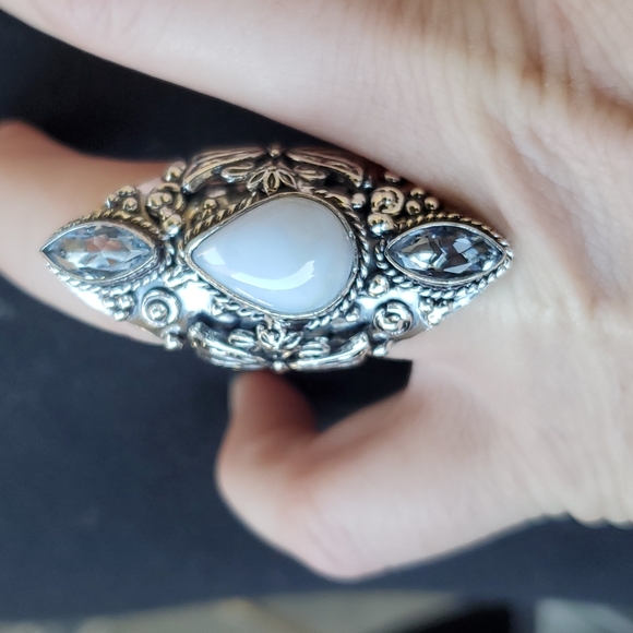 New Rainbow Moonstone & Tanzanite 925 Silver Butterfly Ring. - Picture 9 of 16